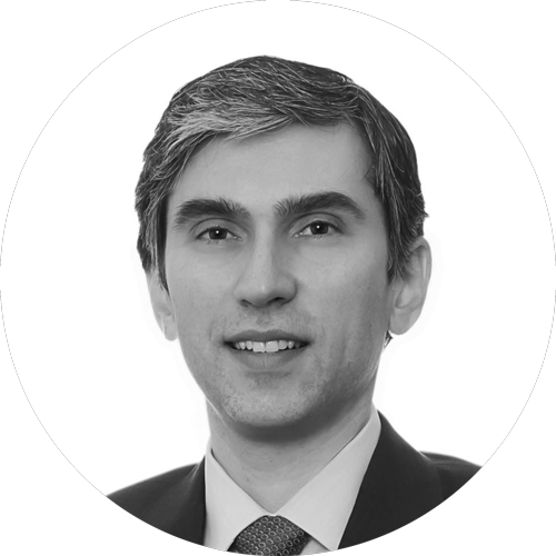 Andrey Vakhovskiy headshot